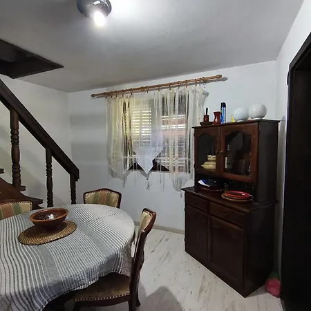 Vikendica Nina Dom wakacyjny *