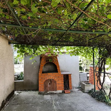 Vikendica Nina Dom wakacyjny *