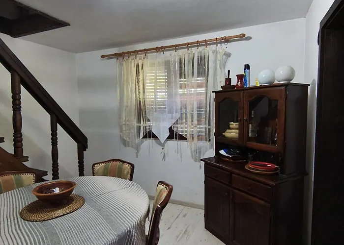 Vikendica Nina 度假居 *