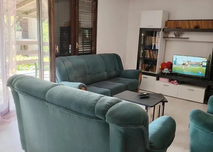 度假居 Vikendica Nina 博尔