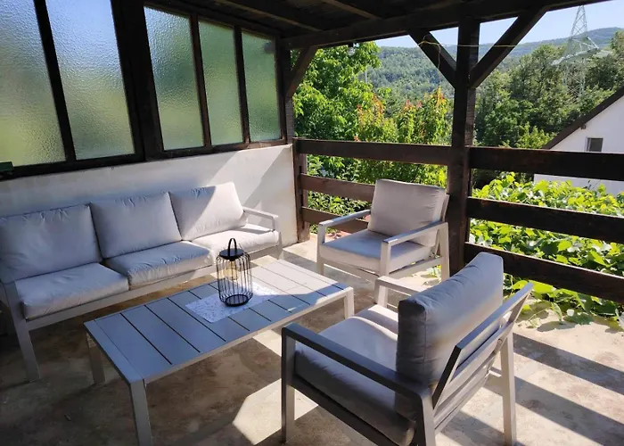 度假居 Vikendica Nina *